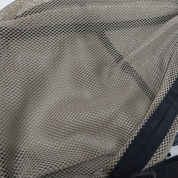 L.L. Bean Traveler Mesh Sling Bag Adjustable Strap Khaki Tan Day Pack NEW GIFT - Picture 4 of 8